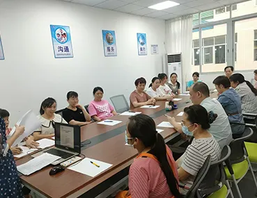 Company training pictures